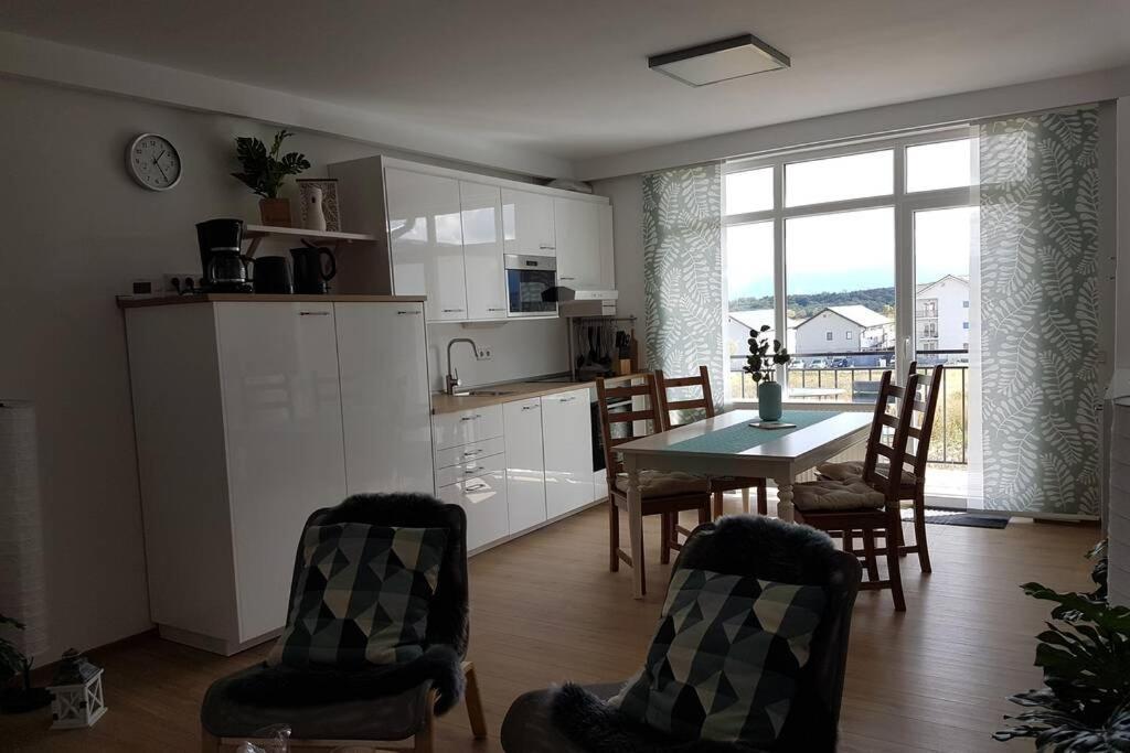 Living Home, Apartament Cu Doua Dormitoare Si Doua Bai Cisnadie Exterior photo