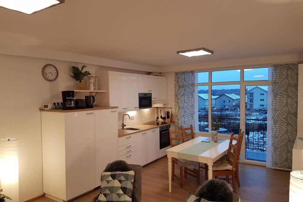 Living Home, Apartament Cu Doua Dormitoare Si Doua Bai Cisnadie Exterior photo